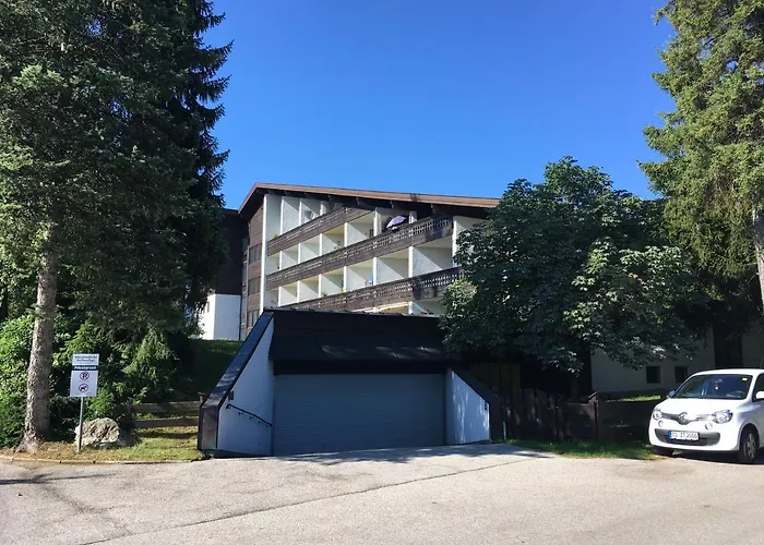 Ewa *